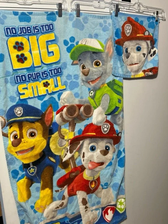 Paw Patrol Blue Yellow Red Character Beach Towel Set