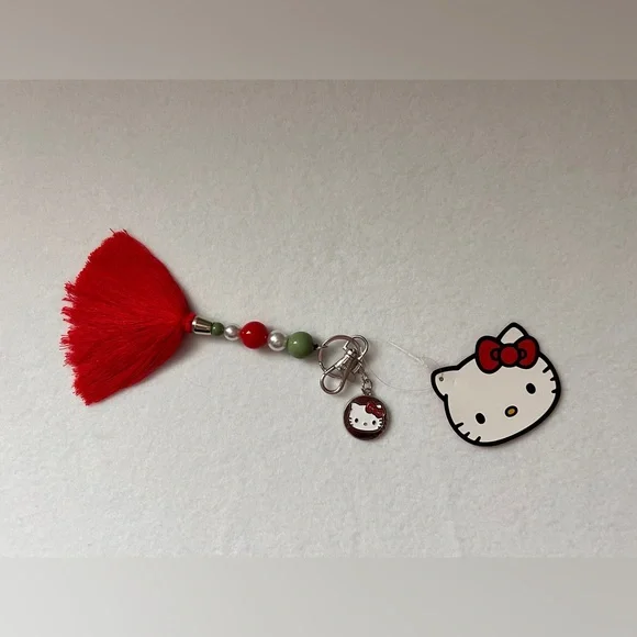 Sanrio Hello Kitty Key Ring Keychain Fob Cat Kitty Head Fringe Enamel