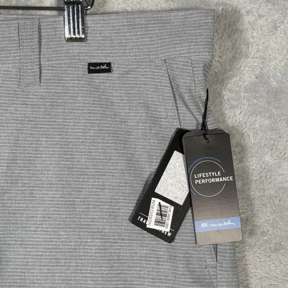 Travis Mathew Shorts Mens 40 Gray Striped Performance‎ Golf Stretch Sand Harbor