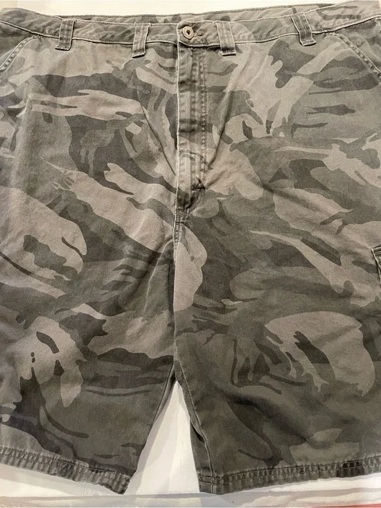 Wranglers Men’s Camo Shorts Size 46