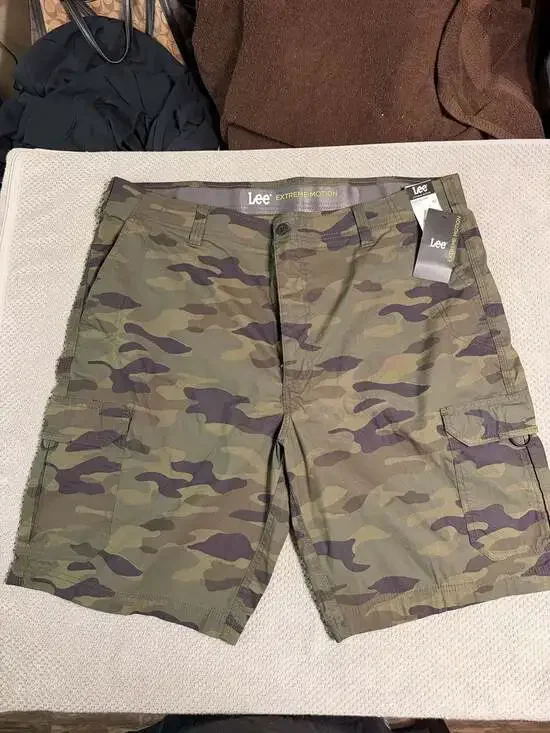 Lee Extreme Motion Relaxed Fit Traditional Camo Cargo Shorts