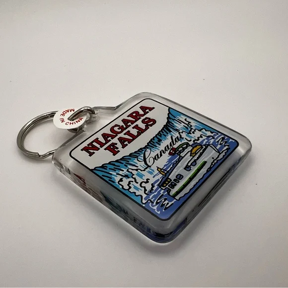 Vintage Niagra Falls Canada Keychain Vintage 90s Acrylic