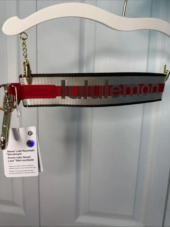 lululemon athletica Never Lost Keychain *Wordmark in Coconut/Oxford Red/Walnut
