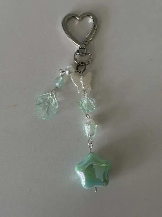 Handmade Y2K Style Pastel Green Star and Butterfly Beaded Keychain