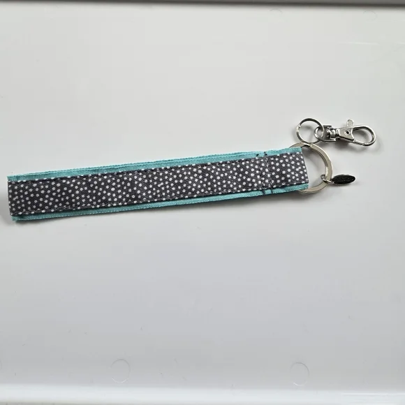 Thirty-One Wristlet Key Fob In Gray Pin Dots