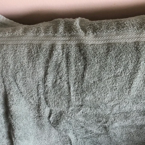 Plush Sage Green Bath Towel - Unbranded