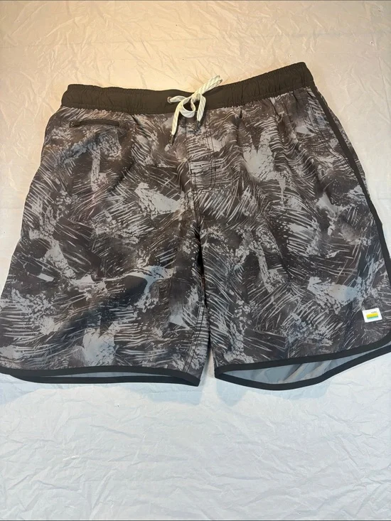 VUORI BLK/GRAY SHORTS