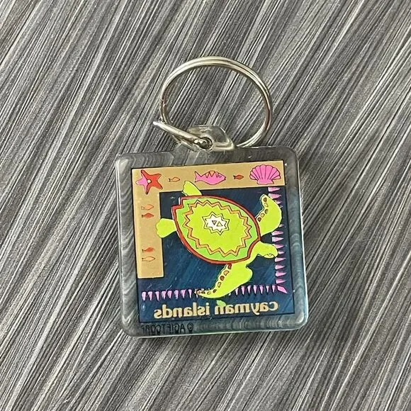 Souvenir CAYMAN ISLANDS Keychain with‎ SEA TURTLE - AGIFTCORP