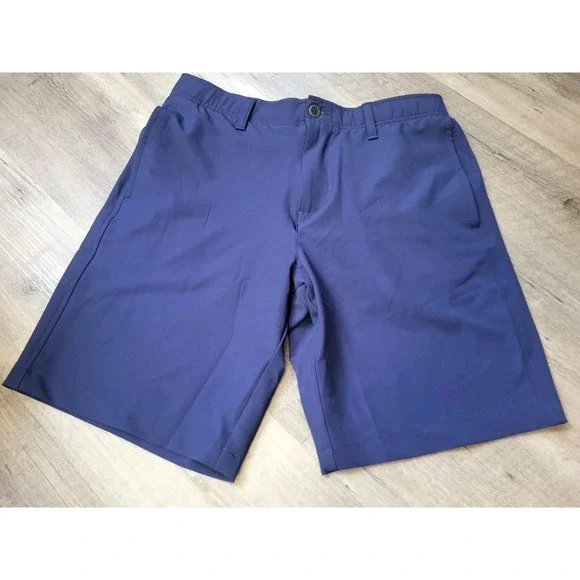 Under Armour Flat Front Golf Shorts Men's Size 32 Matchplay Navy Blue
