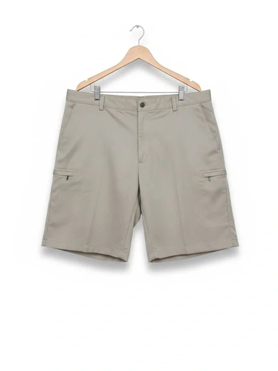 IZOD Golf Classic Shorts Men’s 40 Beige Performance Cargo Golf Casual