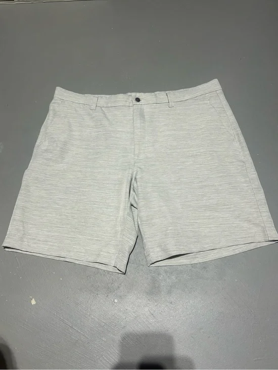 Callaway Gray Performance Golf Shorts (Men’s Size 38)
