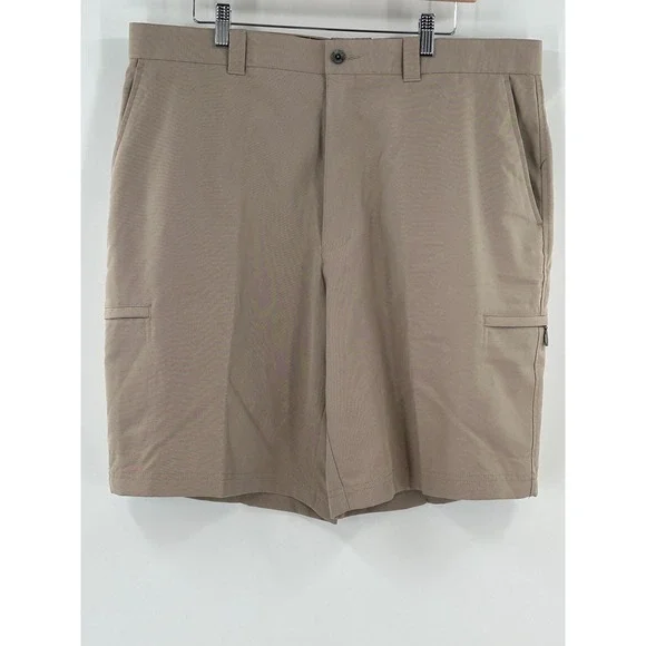 Ping Golf Mens Khaki Tan Performance Cargo Shorts Size 38 Polyester RN37763