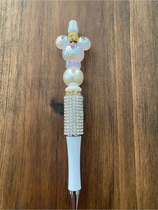 Iridescent Pearl Mouse Pen White
