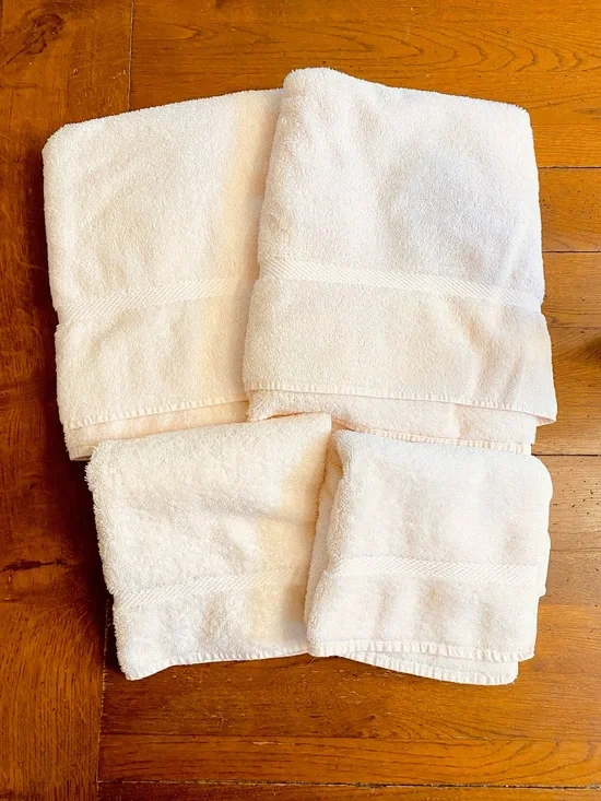 VTG Fieldcrest Royal Velvet Towels Pale Pink Rose 100% Cotton 2 Bath 2 Hand USA