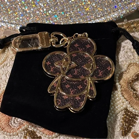 Luxury Vivienne Keychain/Bag Charm GWP