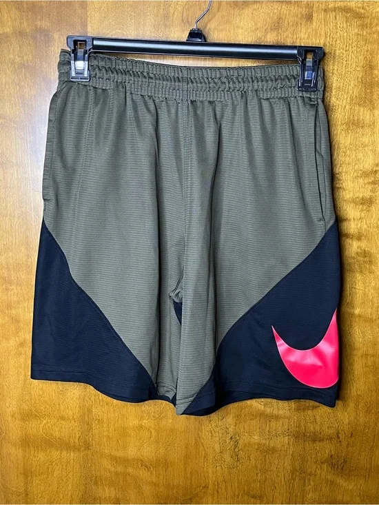 Nike Dri-FIT HBR Basketball Training Shorts Men’s L Olive Black Red Swoosh