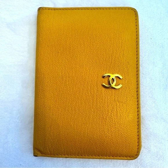 Vintage Chanel Yellow Leather Card Holder Pre Owned