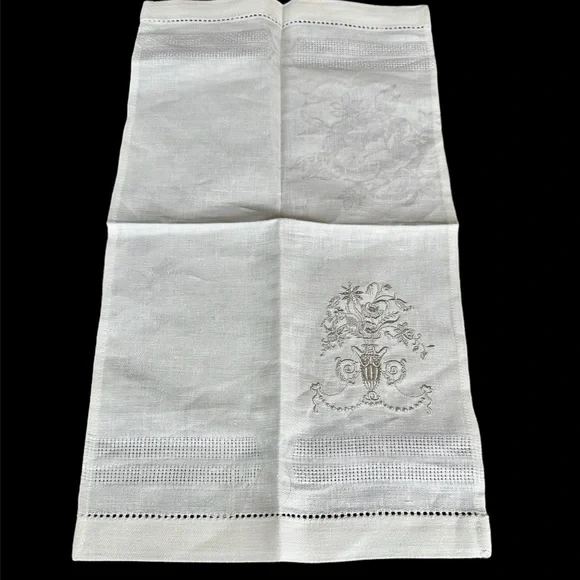 Yves DeLorme guest towel 100% linen Made in Paris 🇫🇷