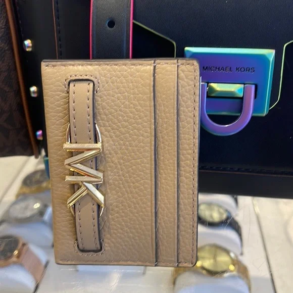 MICHAEL KORS Reed Large Pebbled Leather Card Holder Case Wallet COLOR: CAMEL NWT