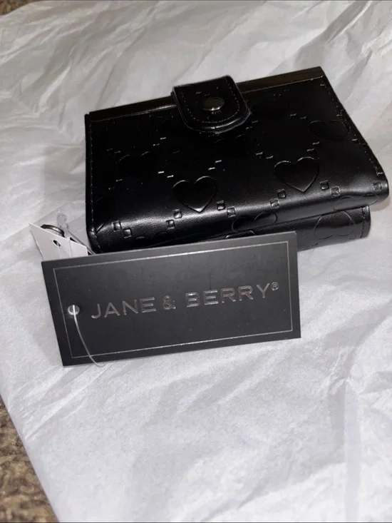 Jane & Berry Black Heart-Embossed Card & Key Holder