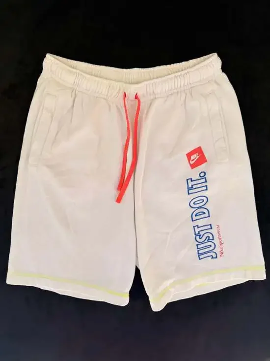 Nike Sportswear Club Fleece Just Do It Embroidered Shorts