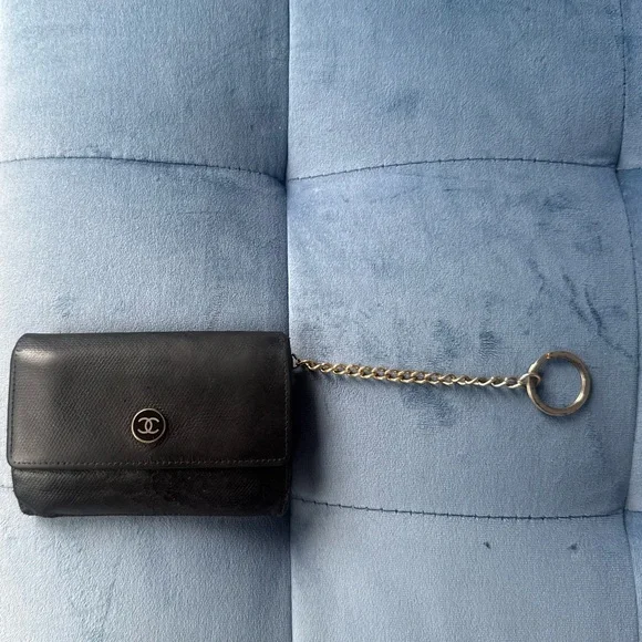 CHANEL Black Keychain CC Wallet