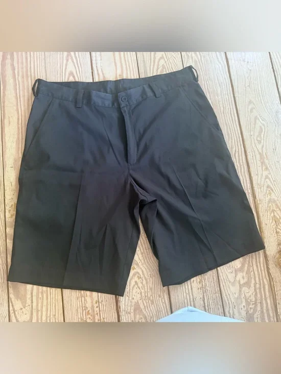 Nike Golf Dri-FIT Shorts Size 35