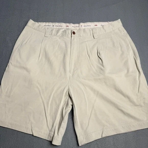 Tommy Bahama Relax Mens 40 Tan 100% Silk Pleated Front Casual Walking Shorts