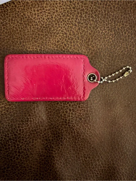 Large Coach Red hangTag with Chain
