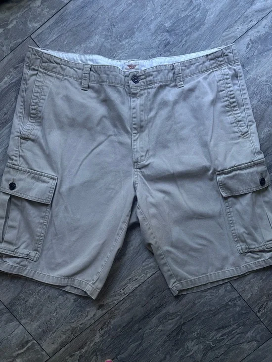 Levi’s Dockers Men’s Cargo Shorts Khaki Beige 100% Cotton Size 38 Classic Fit