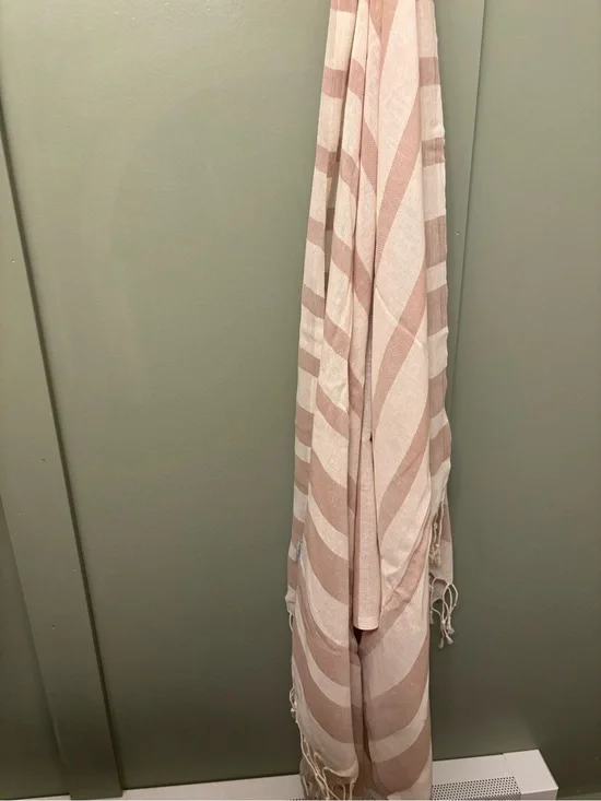Striped Pink and White Turkish-Style Bath Towel - Soft Cotton