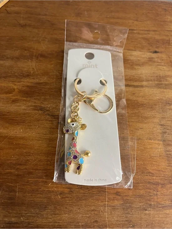 Mint Gold Tone Multicolored Giraffe Keychain Bag Charm Keyring