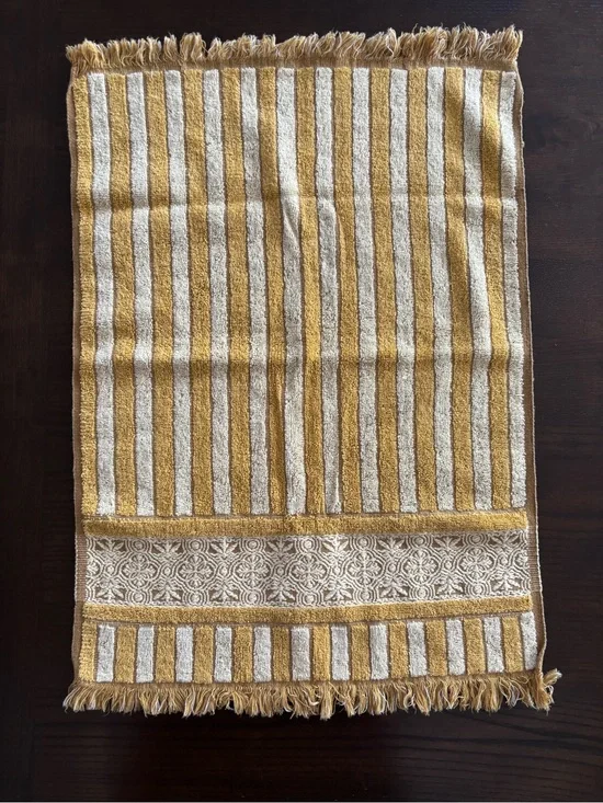 Vintage Sculpted Callaway Fringe Hand Towel Gold MCM Psychedelic 1960s Retro