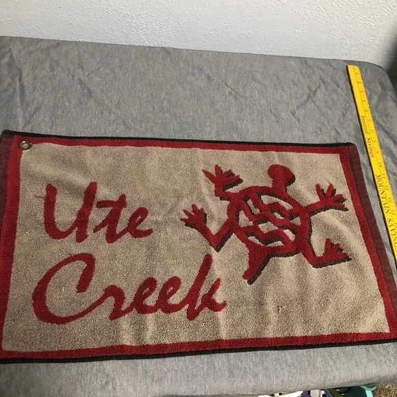 Ute Creek golf‎ towel.