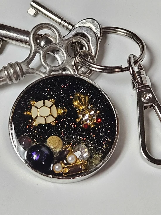 Gold & Black Resin Koi Fish Turtle Keychain Bag Charm