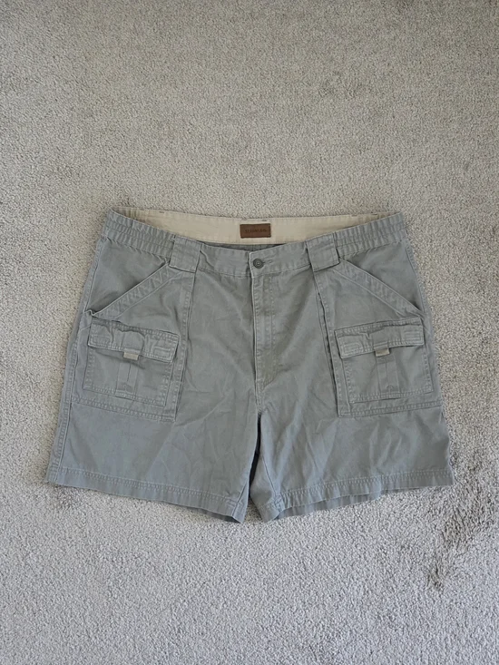St John's Bay  Light Green Cargo Shorts Men's 42