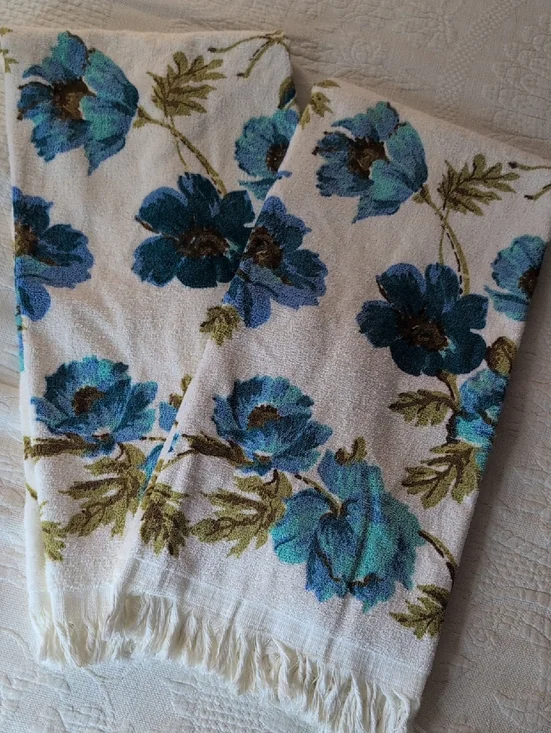 Lady Pepperell Vintage Floral Blue Cotton Bath Towels - Pack of 2