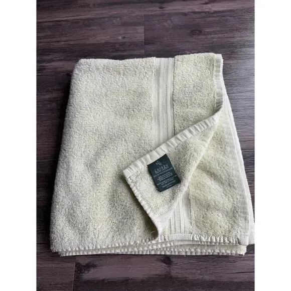 Lauren Ralph Lauren 100% Cotton Bright Yellow 53” X 29” Bath Towel Solid Single