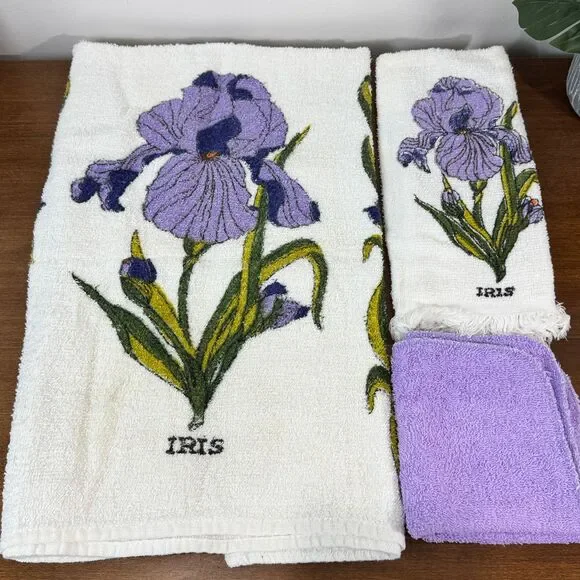 Vintage Iris Floral Towel Set White Purple Green Bathroom Decor Guest Hand