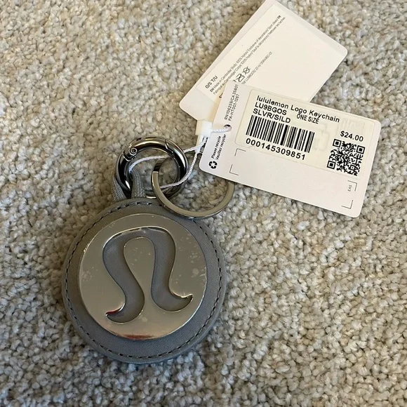 LULULEMON KEYCHAIN still with plastic on it