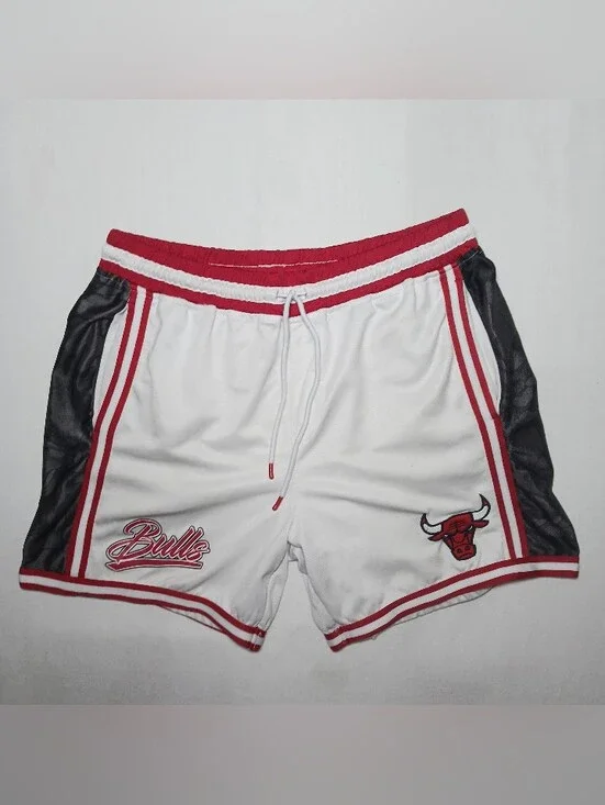 Ultra Game NBA Mens Chicago Bulls Mesh Basketball Shorts XL White Red