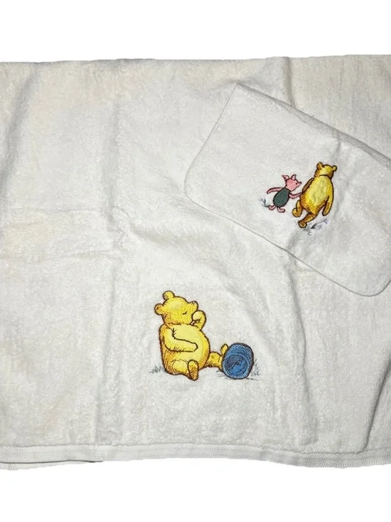 Vintage 90s Embroidered Winnie the Pooh and Piglet Towel and Hand Towel Set SPOT