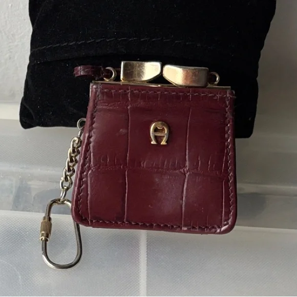 🔴New Etienne Aigner Mini Burgundy & Gold Tone Keychain Purse/Bag