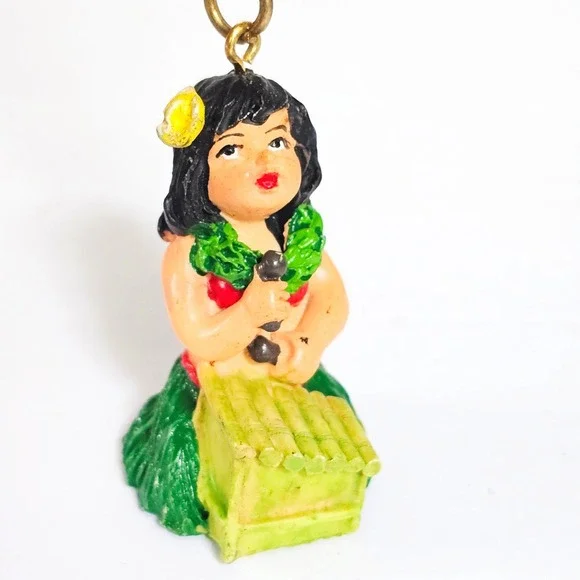 Vintage Chiefly Hula Girl Keychain Hawaiian Tropical‎ Resin Figurine Souvenir