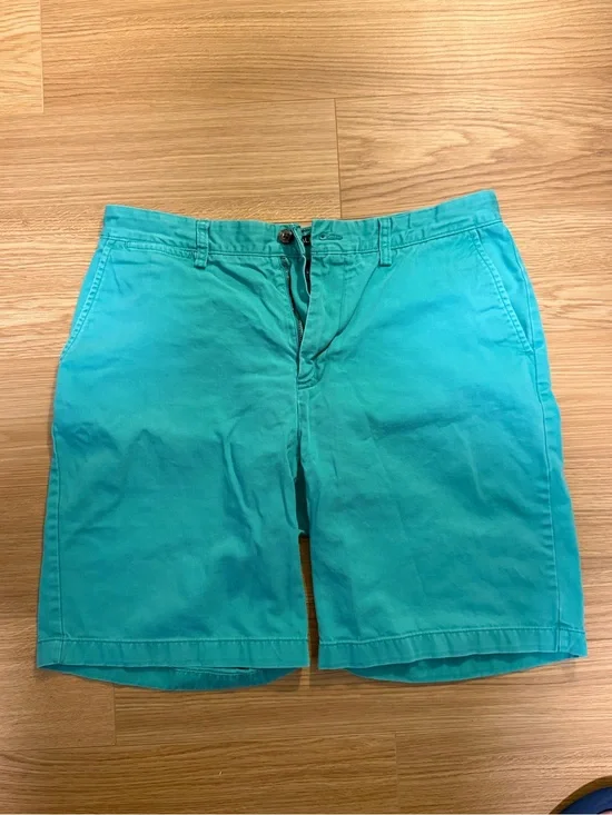 Nautica Men’s Turquoise Flat Front Shorts