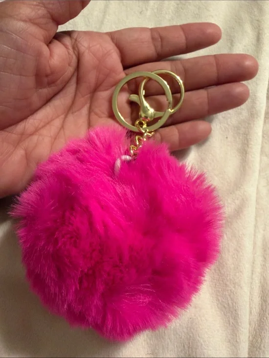 Faux Fur Pom-Pom Keychain - Hot Pink