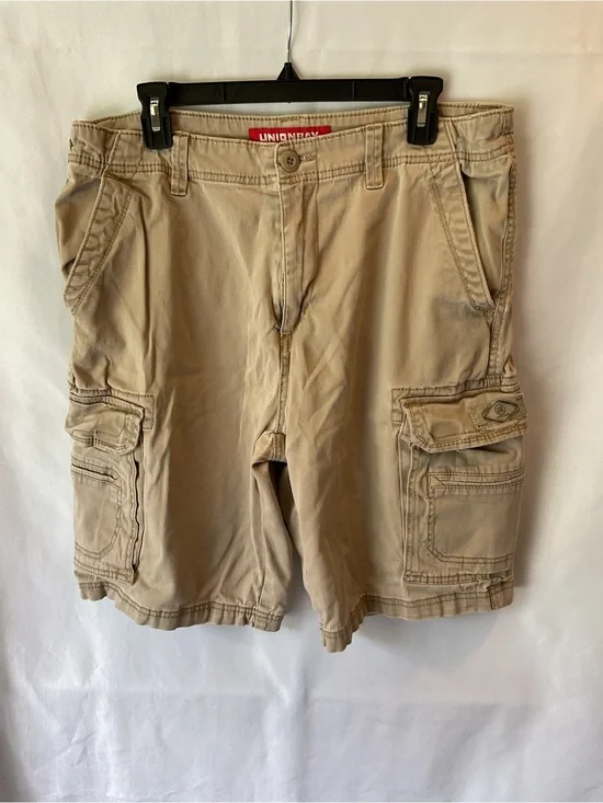 UNIONBAY Men's Tan Cargo Shorts