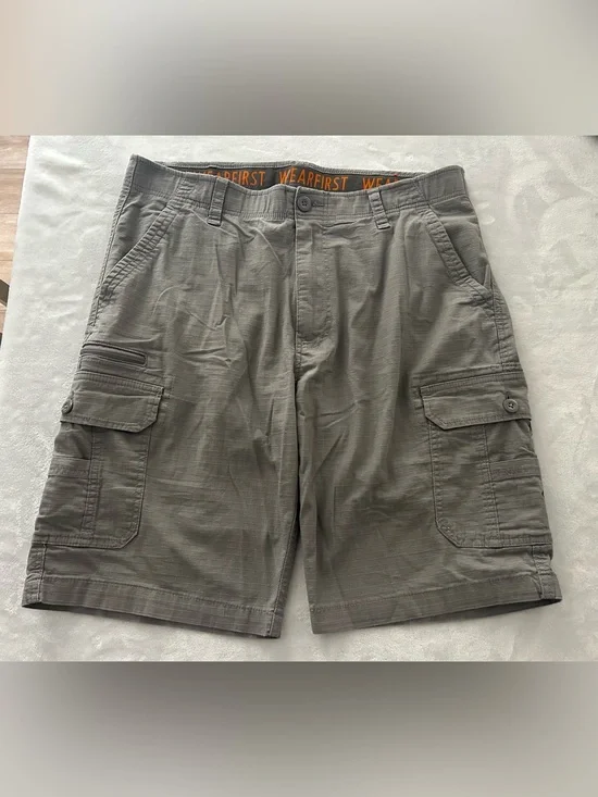 Wearfirst Men's Size 36 Gray Cargo Utility Stretch Waist Shorts