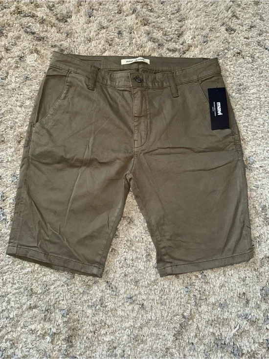 Mavi Olive Green Color Flat Front Men’s Shorts