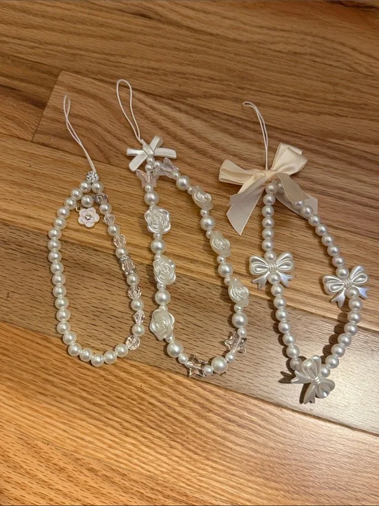 Pearl Beaded Phone Wristlet Charm with Bows and Roses NEE